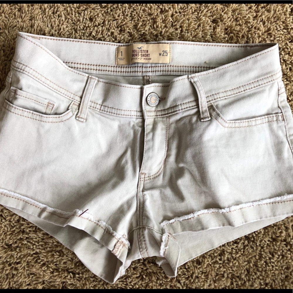 Hollister Short-Short stretch denim 25 cuffed